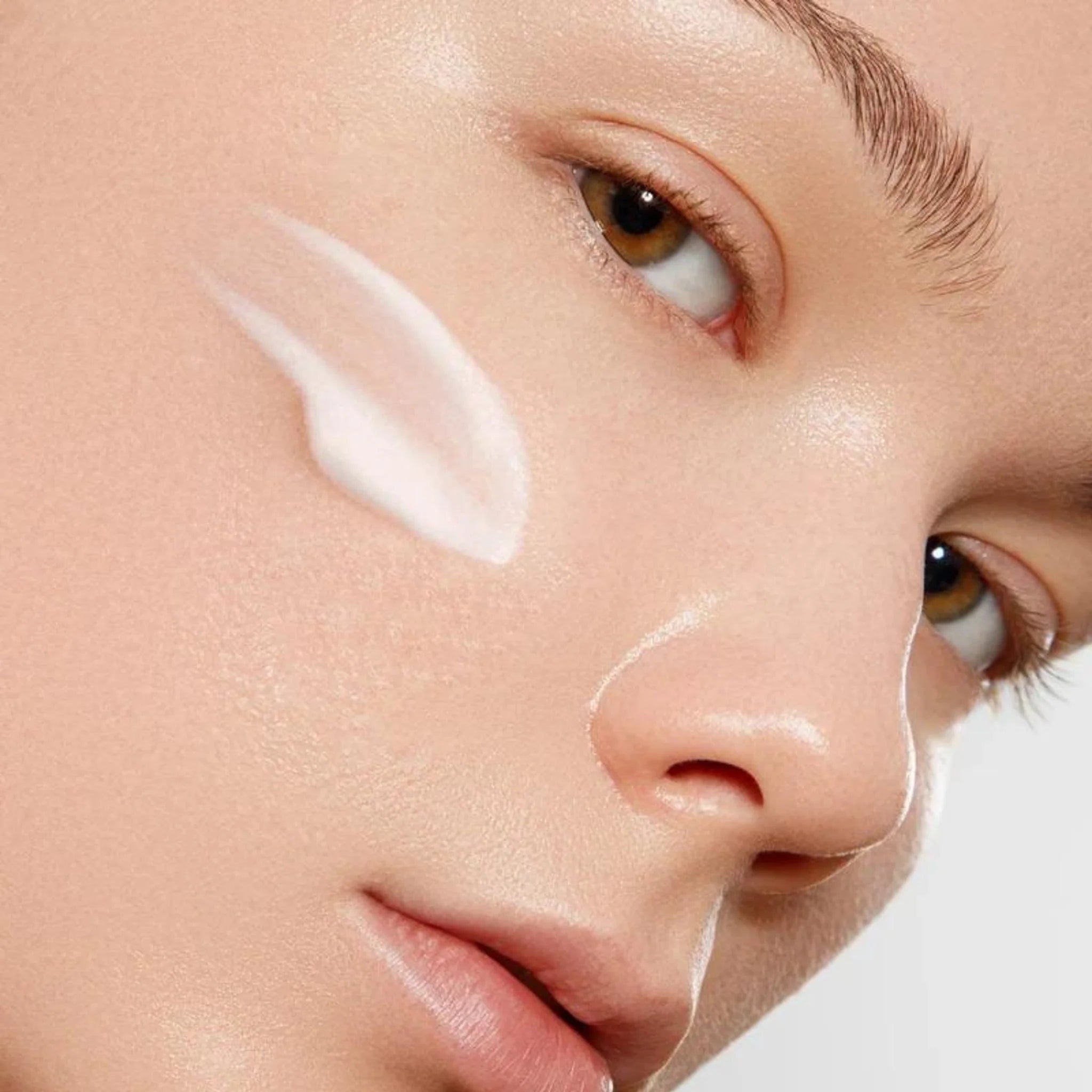 لوشن أنوا هارتليف اليومي 70% (200 مل)