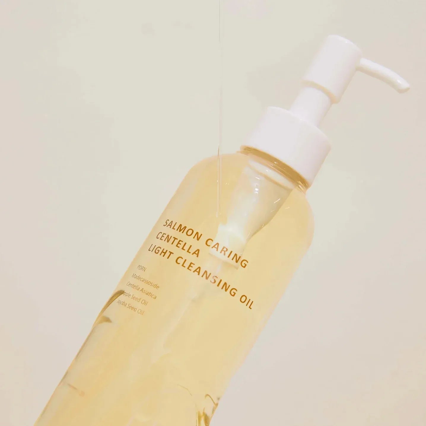 زيت التنظيف الخفيف للعناية بالسلمون من هيف بلو، 250 مل